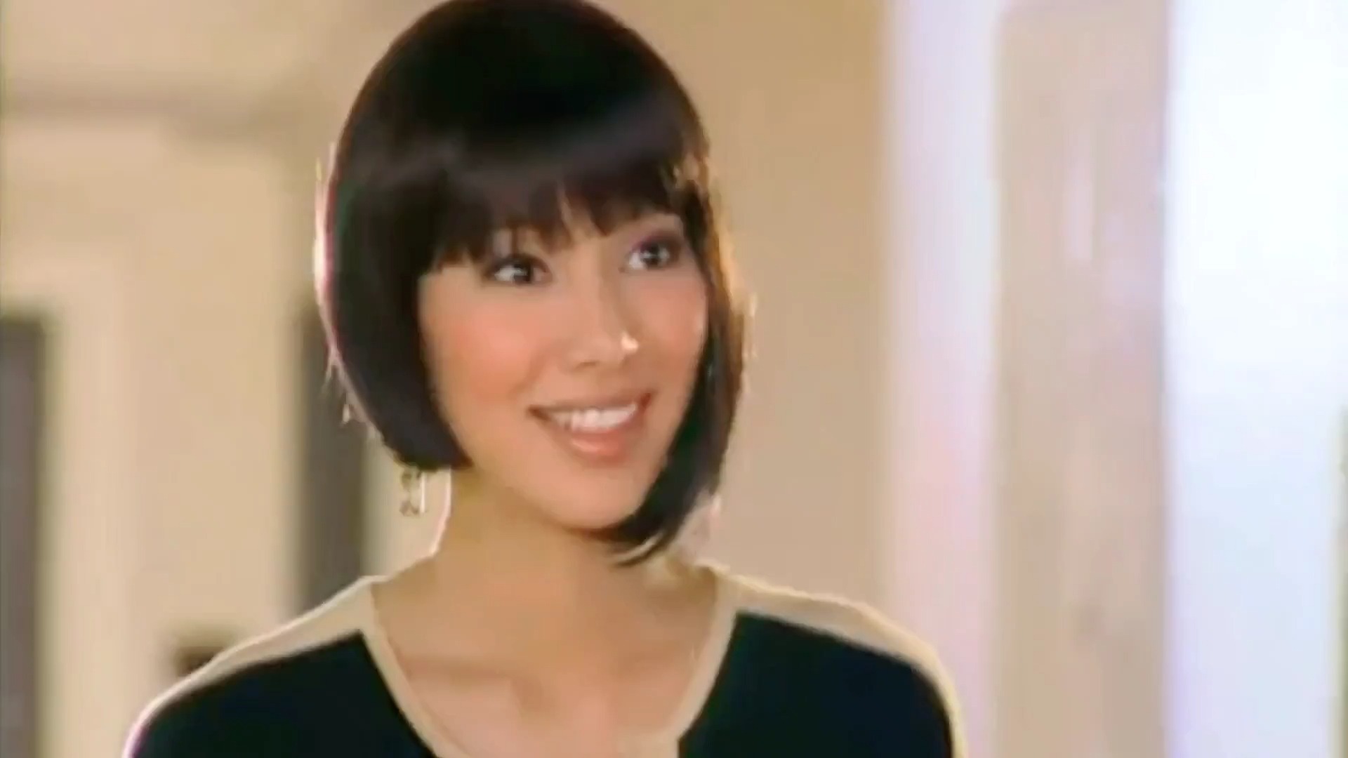 爱的被告:韩力送索拉雅珍珠手链,不希望她离开