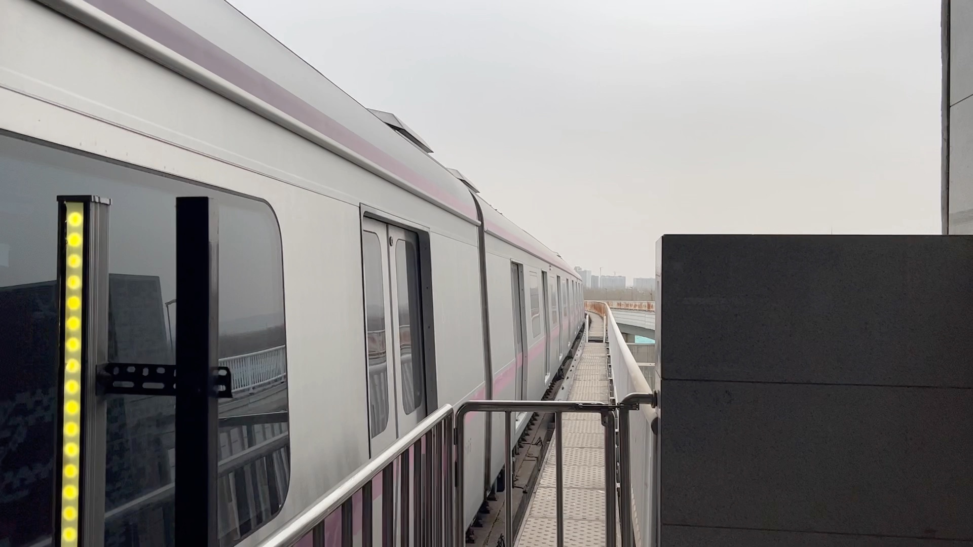 【北京地铁】cp056上行进巩华城