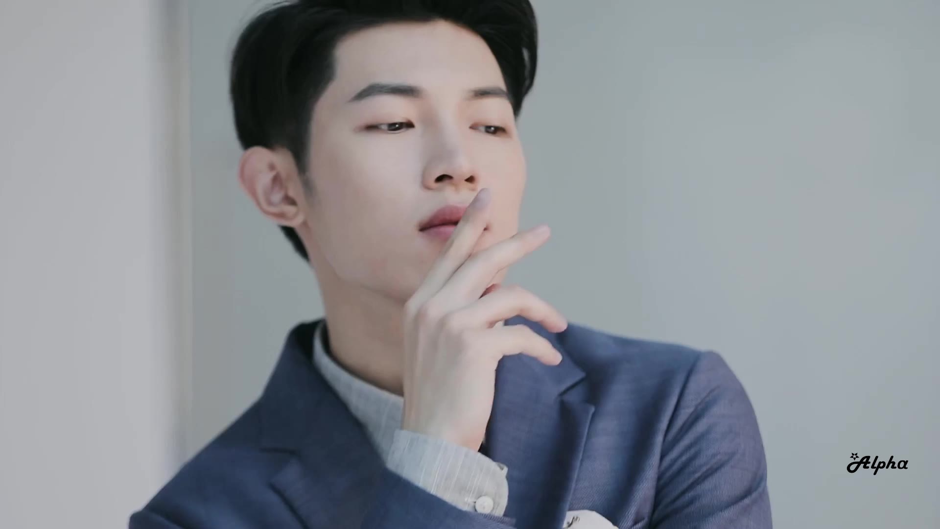 [高清]《无法拥抱的你》海报拍摄花絮_韩沐伯cut