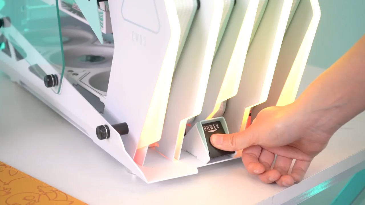 二次元设计电脑机箱