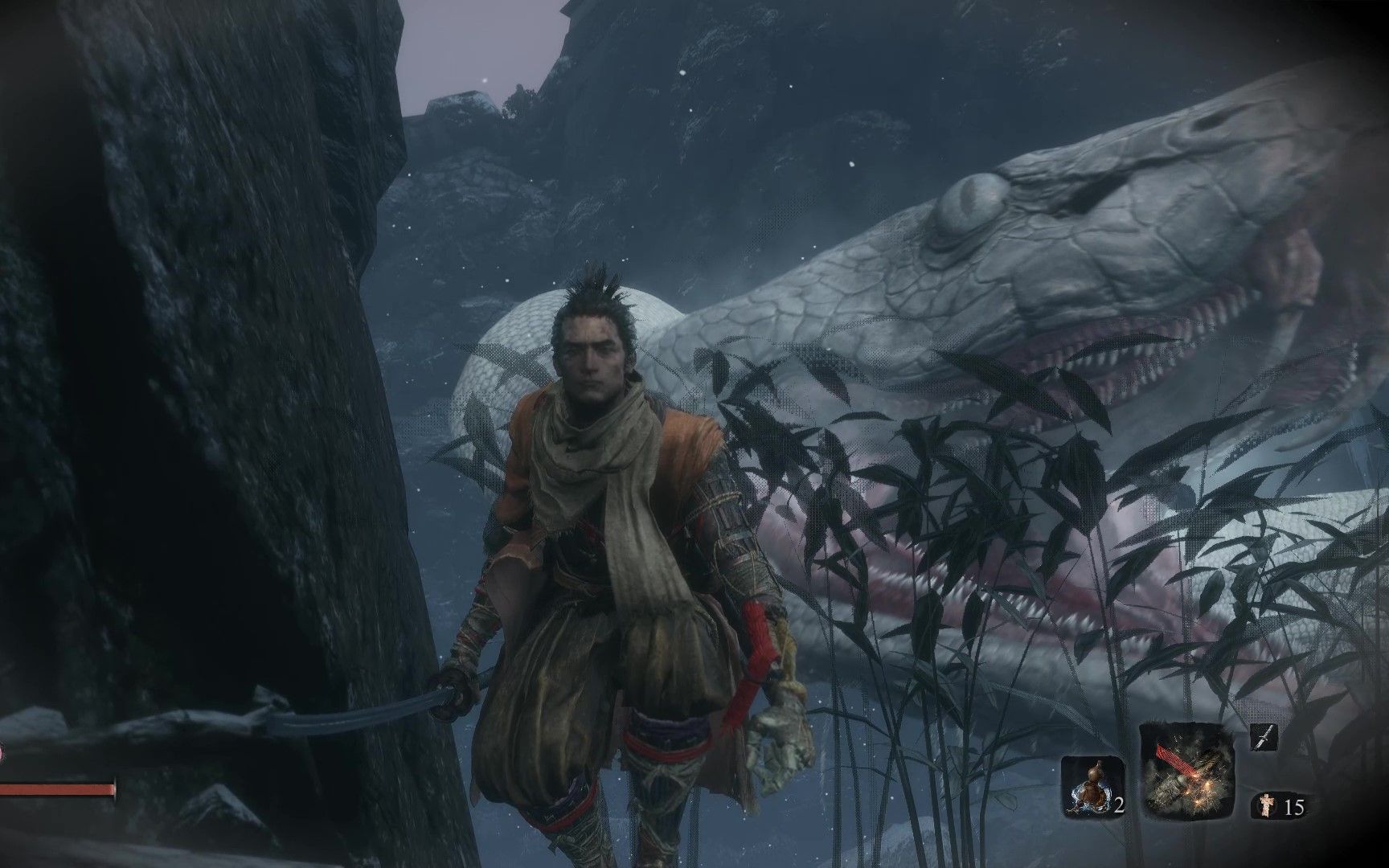 只狼苇名城附近竟然有条这么大的白蛇当地居民还敢出门吗