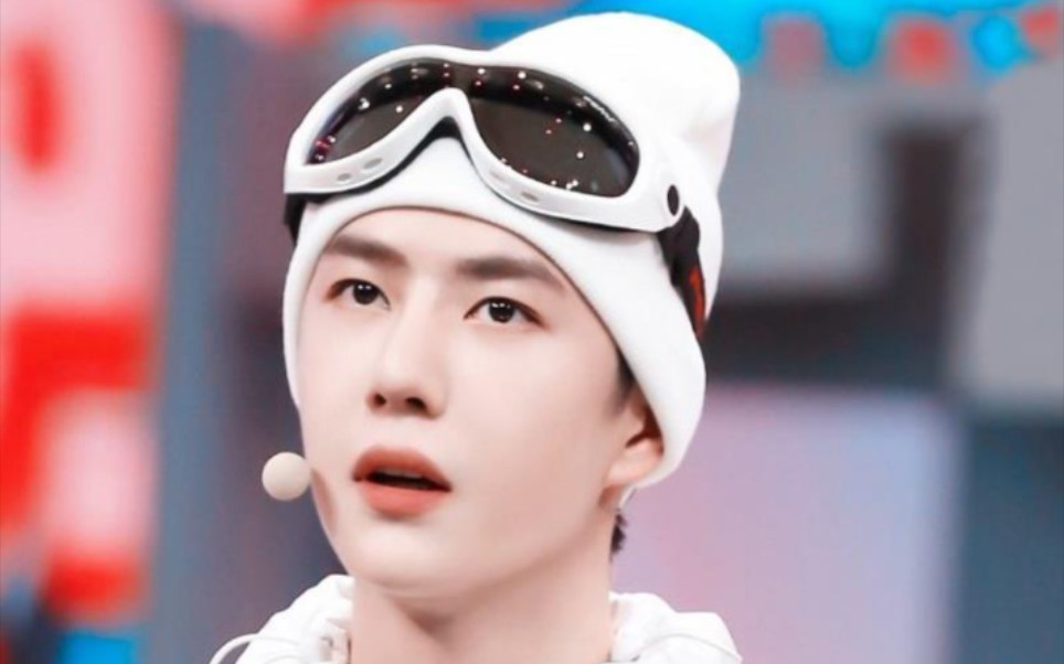 【王一博】美妆蛋啵啵,可爱到爆炸!781578157815