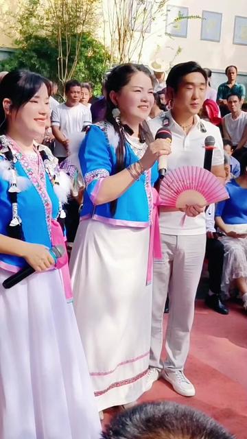 款款哥小菜花经典山歌对唱