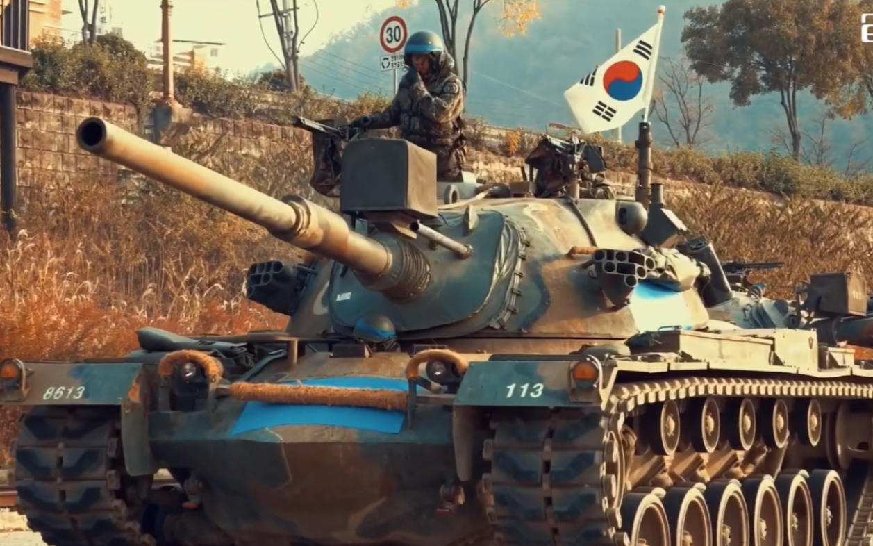 韩国陆军m48a5k中型坦克进行渡河训练