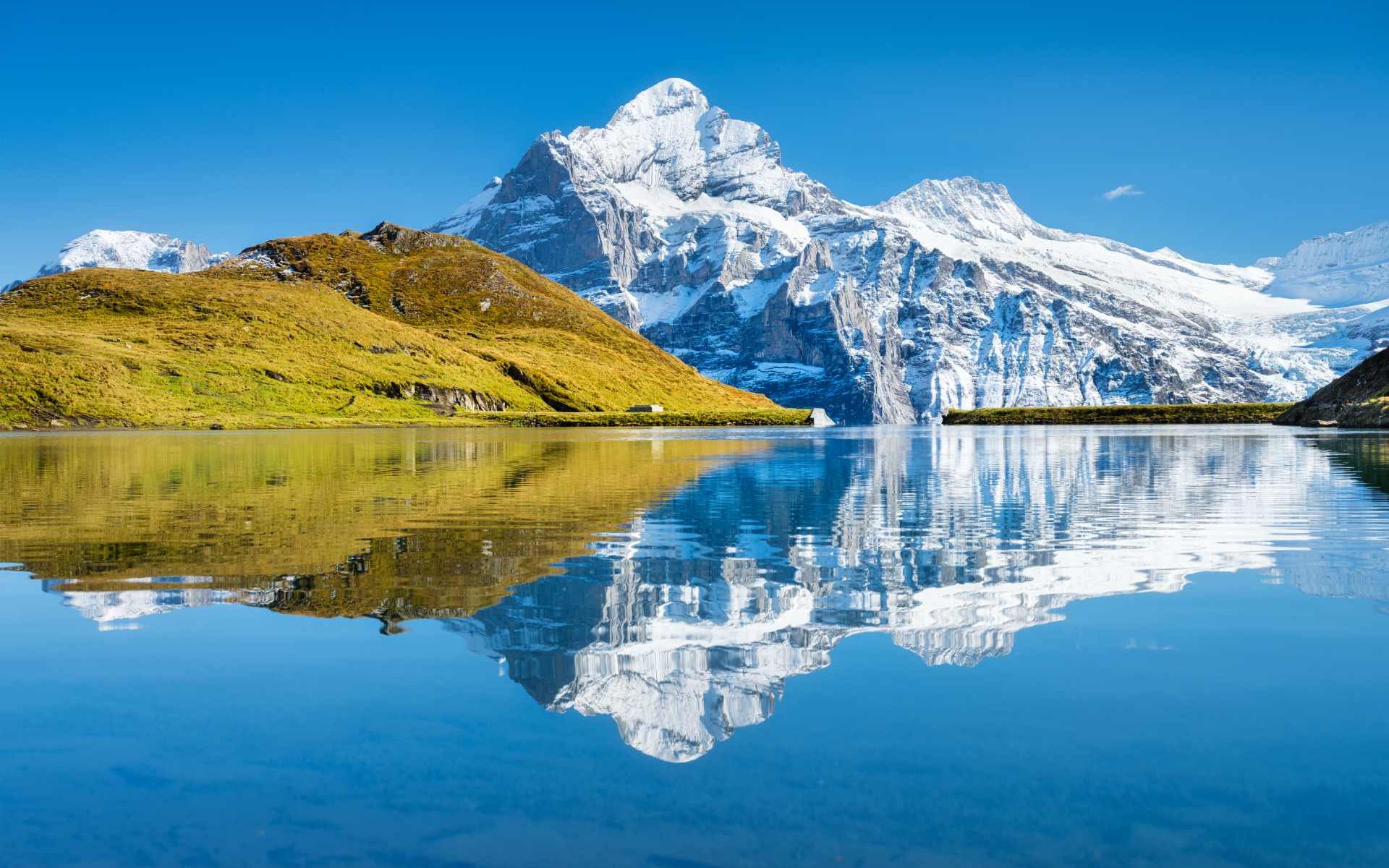 雪山湖泊风景图片图片