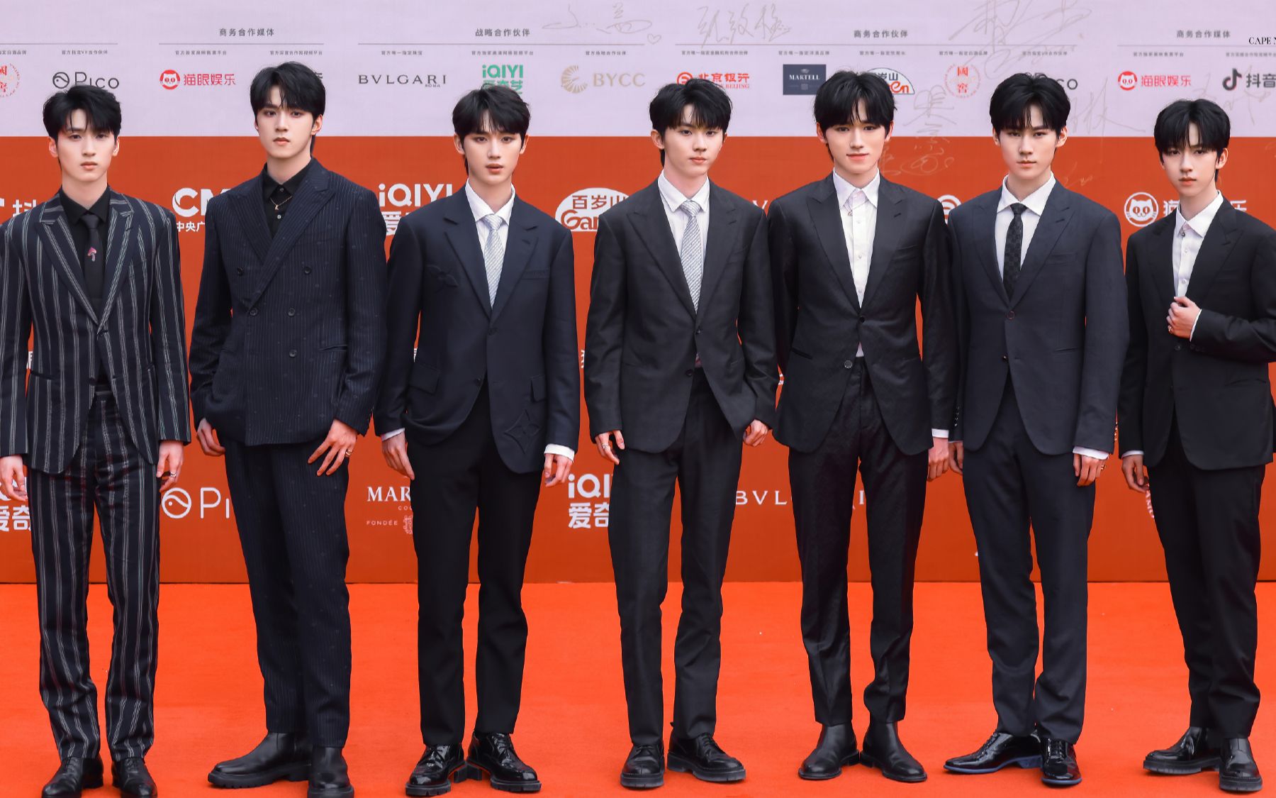 【时代少年团】「第十二届北京国际电影节」开幕式红毯 正片_哔哩哔哩