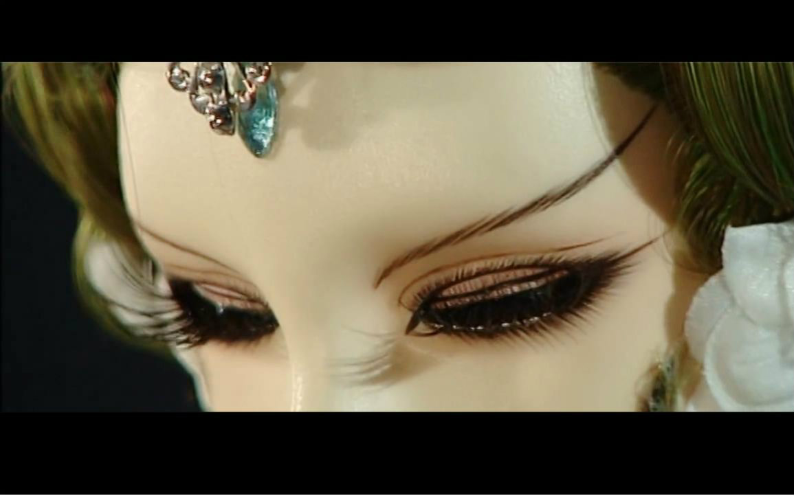 超轶主暮成雪菱花镜