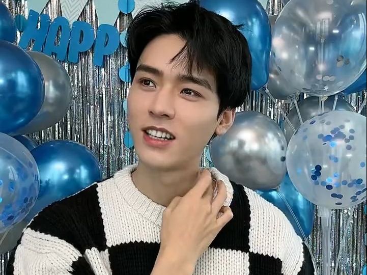 龚俊2023年11月29日生日直播15点档录屏