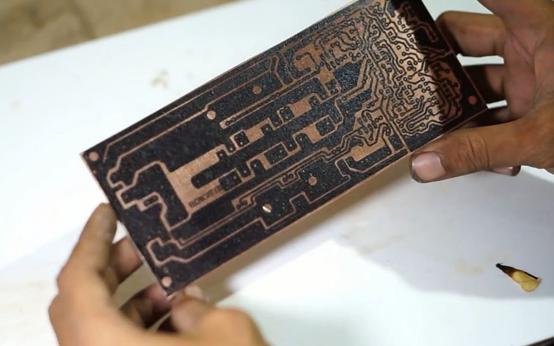 pcb是怎么制作的腐蚀法