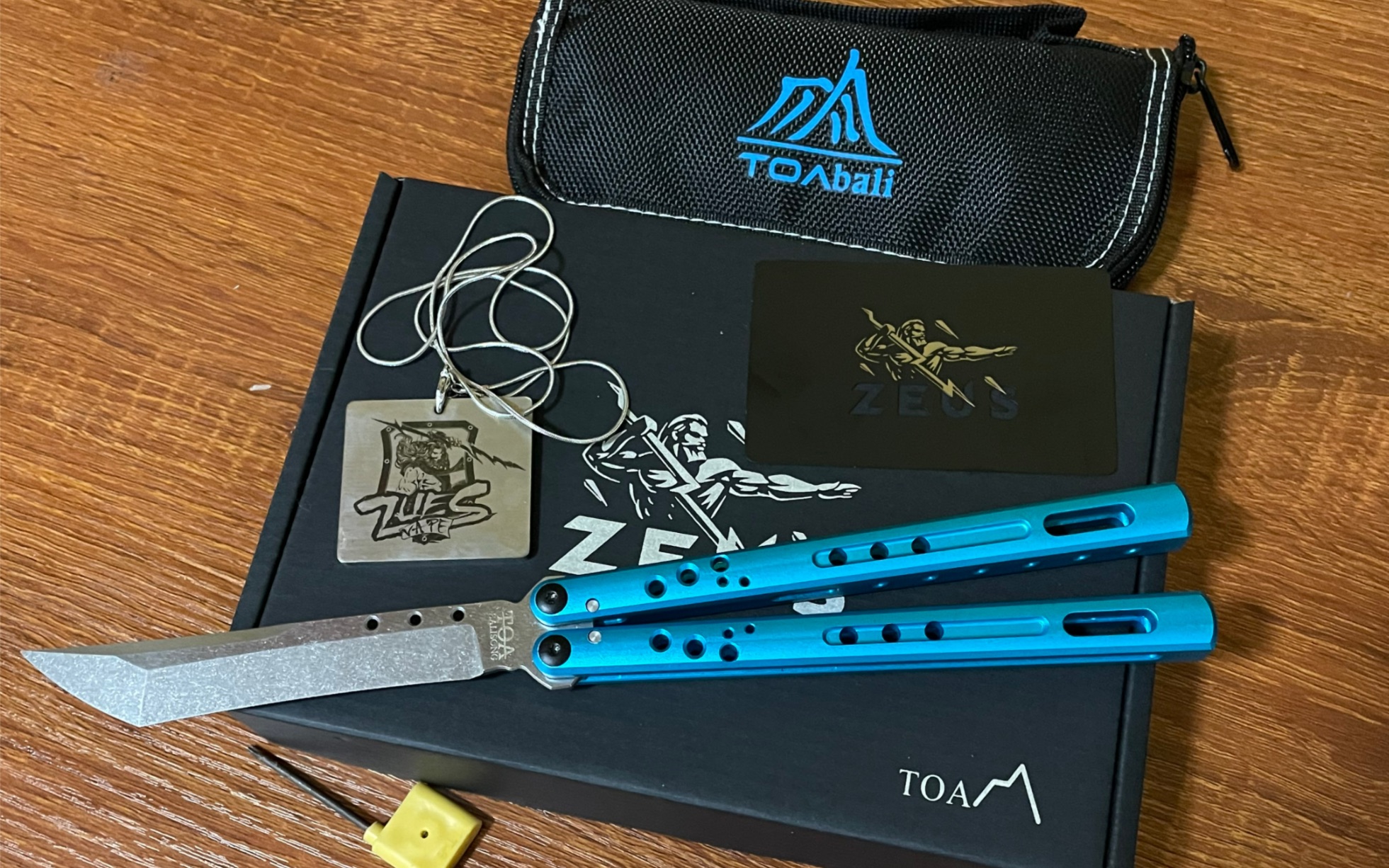 【蝴蝶刀开箱向】toa宙斯v2蓝色