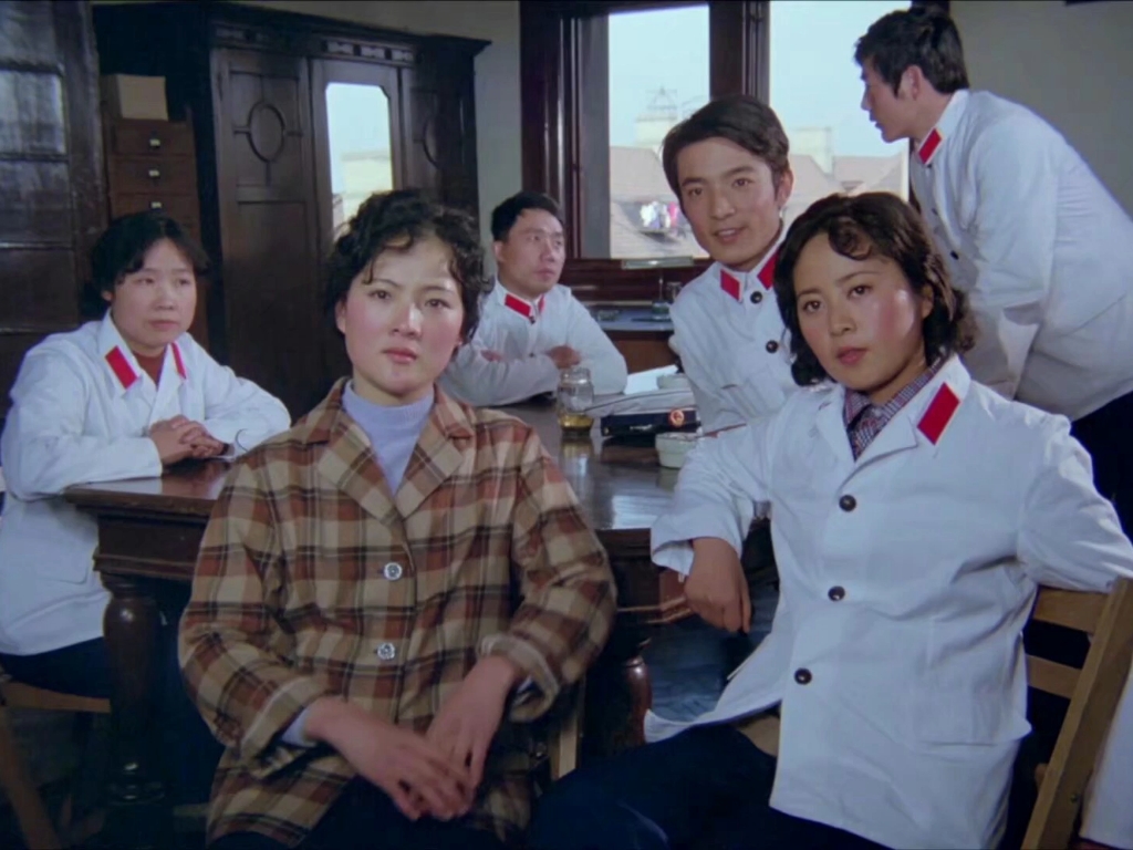 七八十年代流行的服装4