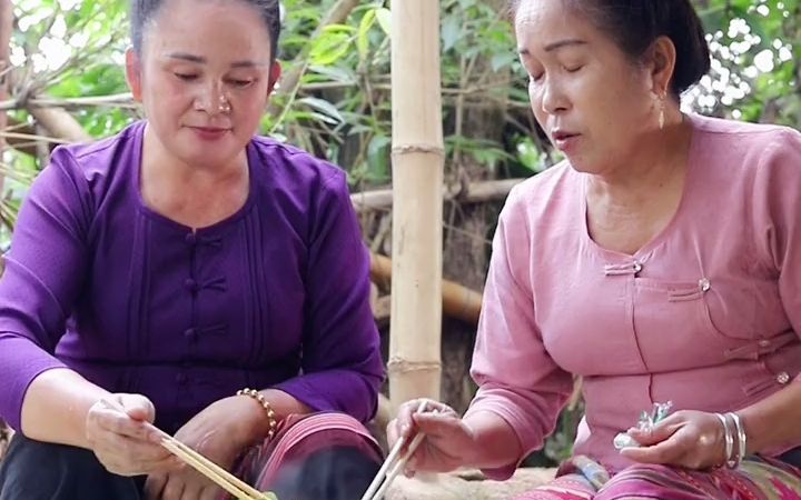 [图]【少数民族美食】 橄榄坝赶摆鸡，我们一直惦记着给你做，想吃赶摆鸡的，可以学起来咯