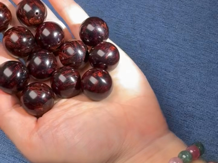 孤品海南木本降真香2.0珠子御览