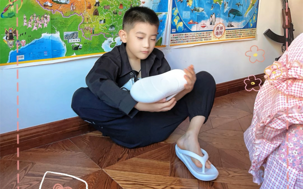 7岁痞帅痞帅的小孩哥