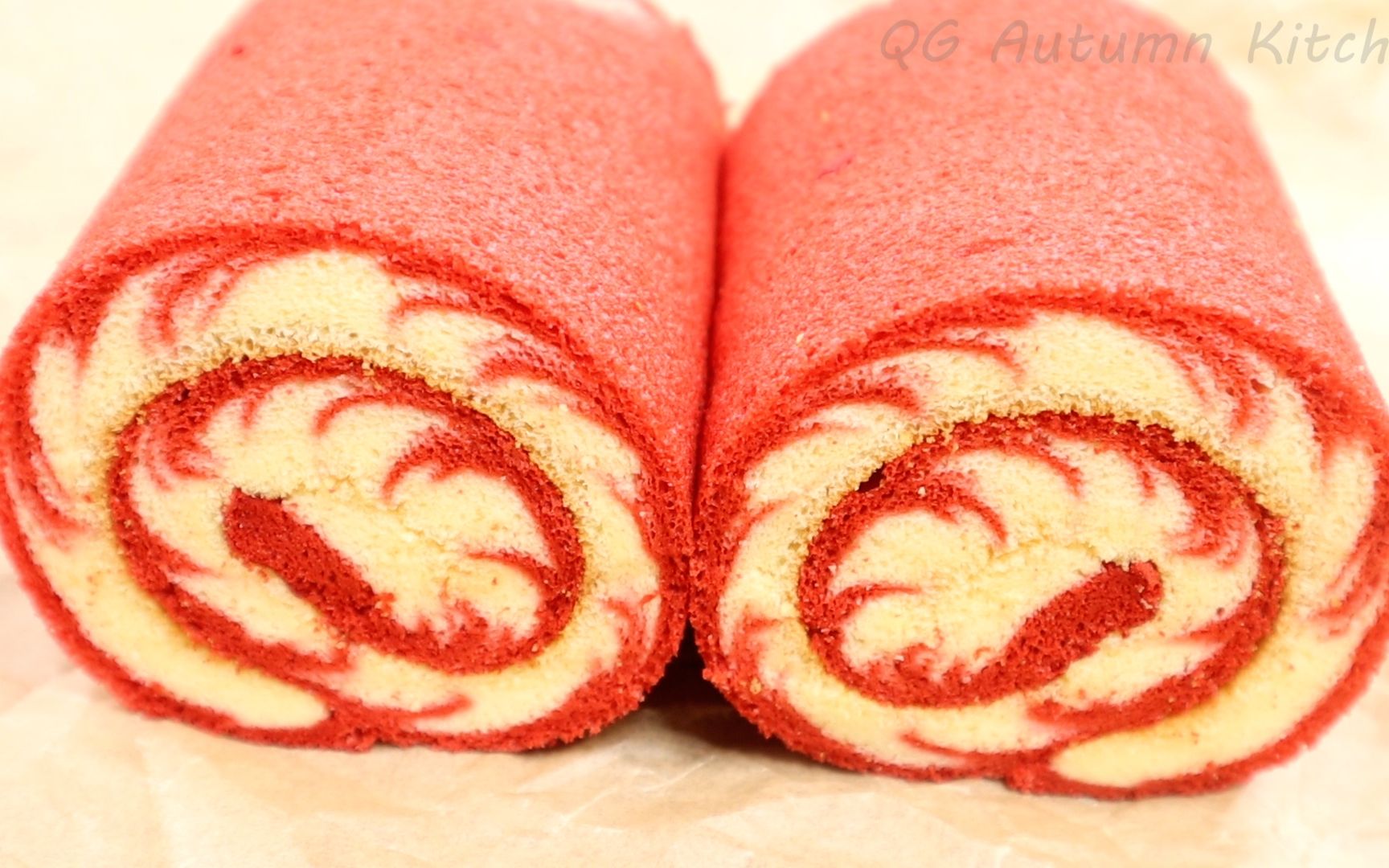 红丝绒旋风蛋糕卷配方做法无保留包学会