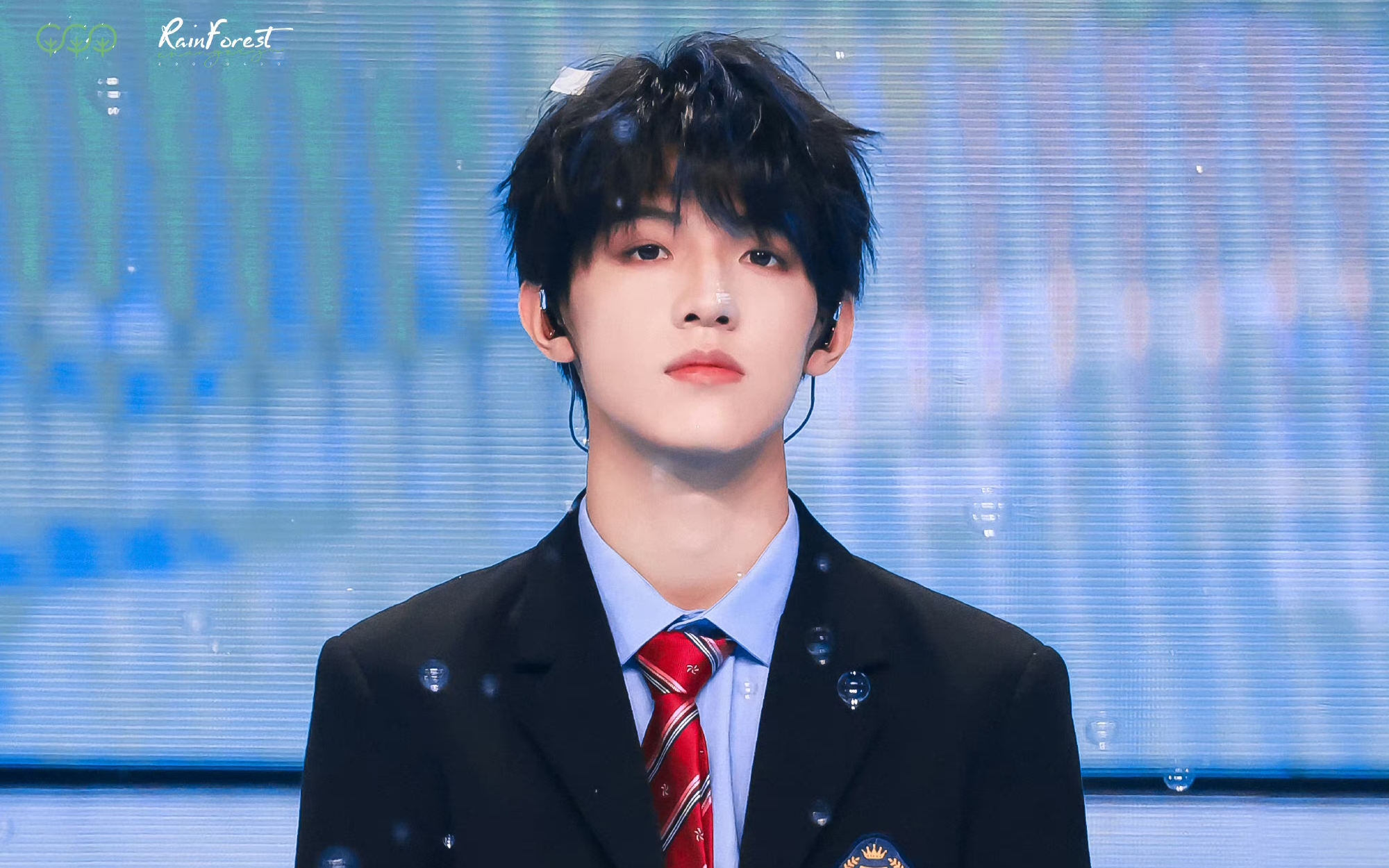 张泽禹照片集13照片视频来自小禹宙家人(微博,哔站)