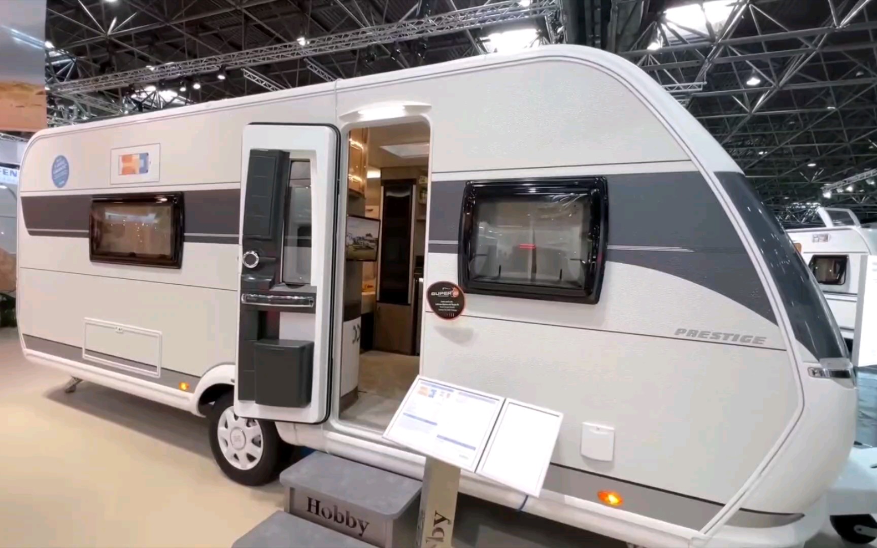 2023款德国hobby prestige560wlu拖挂房车 外观和内饰