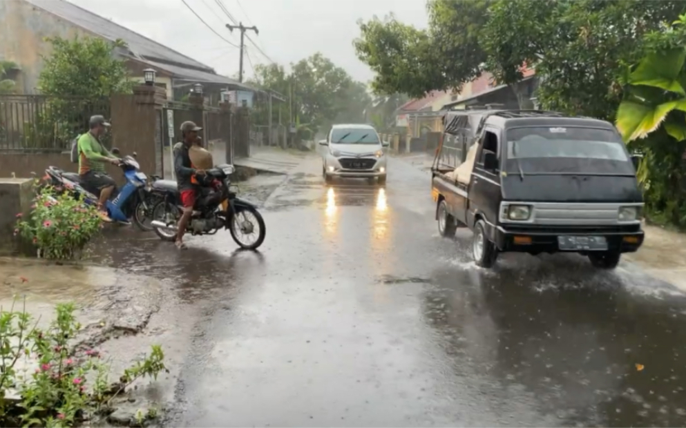 印度尼西亚山区#雷暴#太阳雨步行哔哩哔哩bilibili