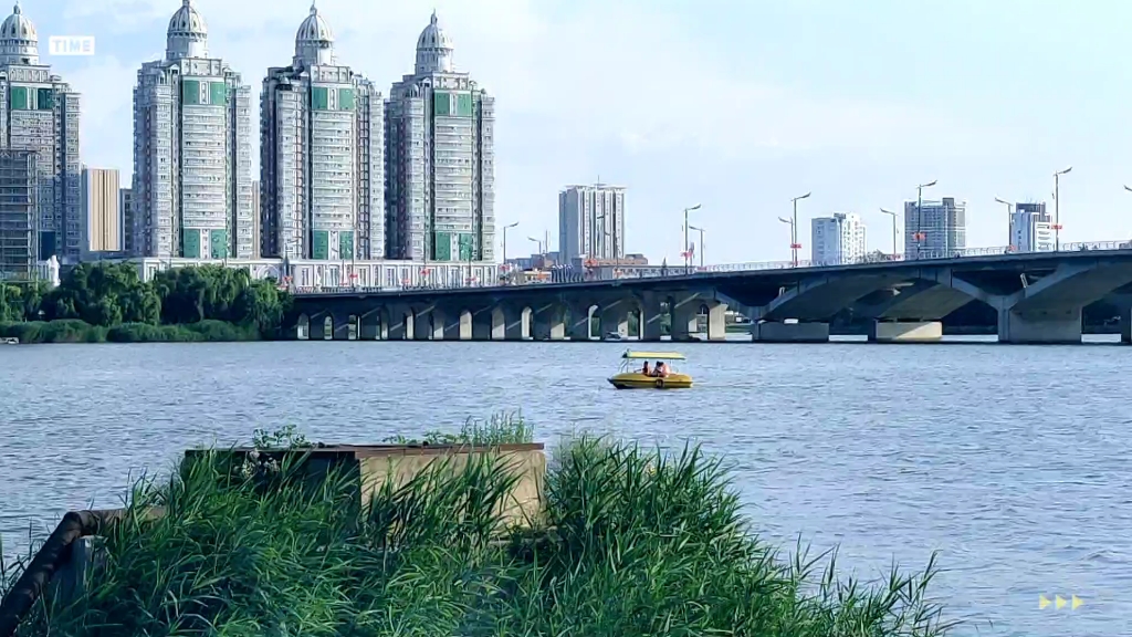 是南阳白河,是出远门会想念的母亲河