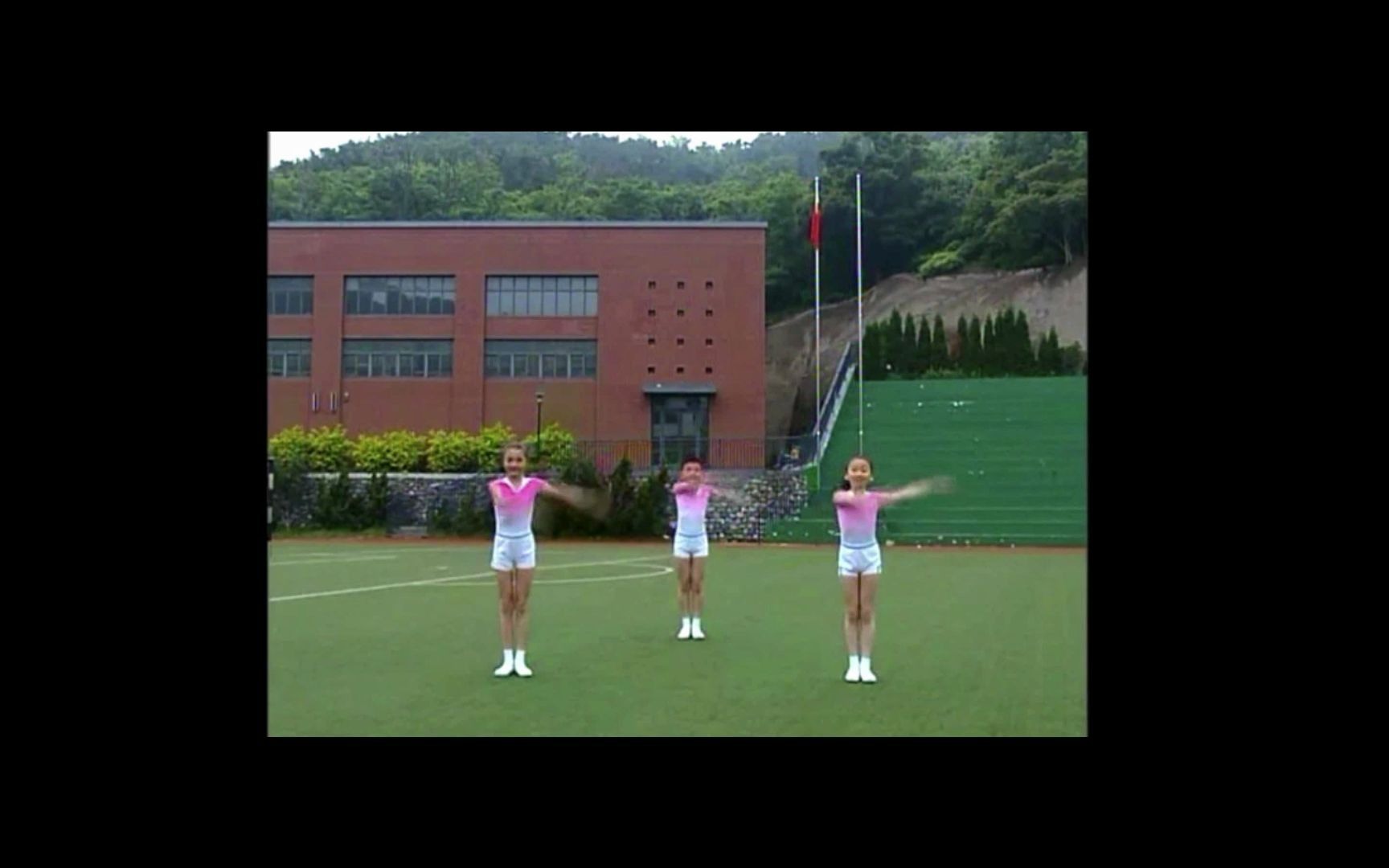 希望风帆-第三节-踢腿运动