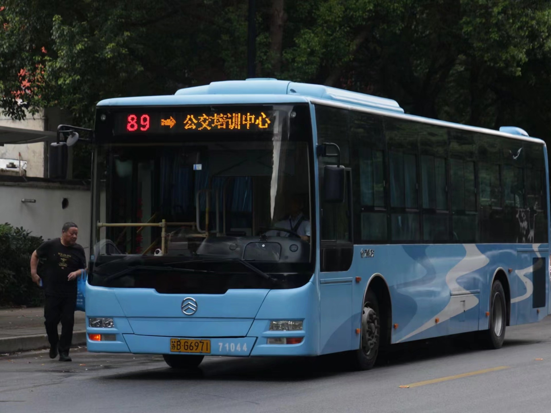 河埒口沿梁溪路到梅园 马山的线【无锡公交POV】89 河埒口——公交培训中心