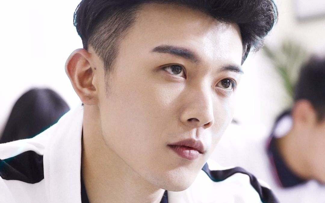 电影遇见你时风很甜痞帅男二林昊