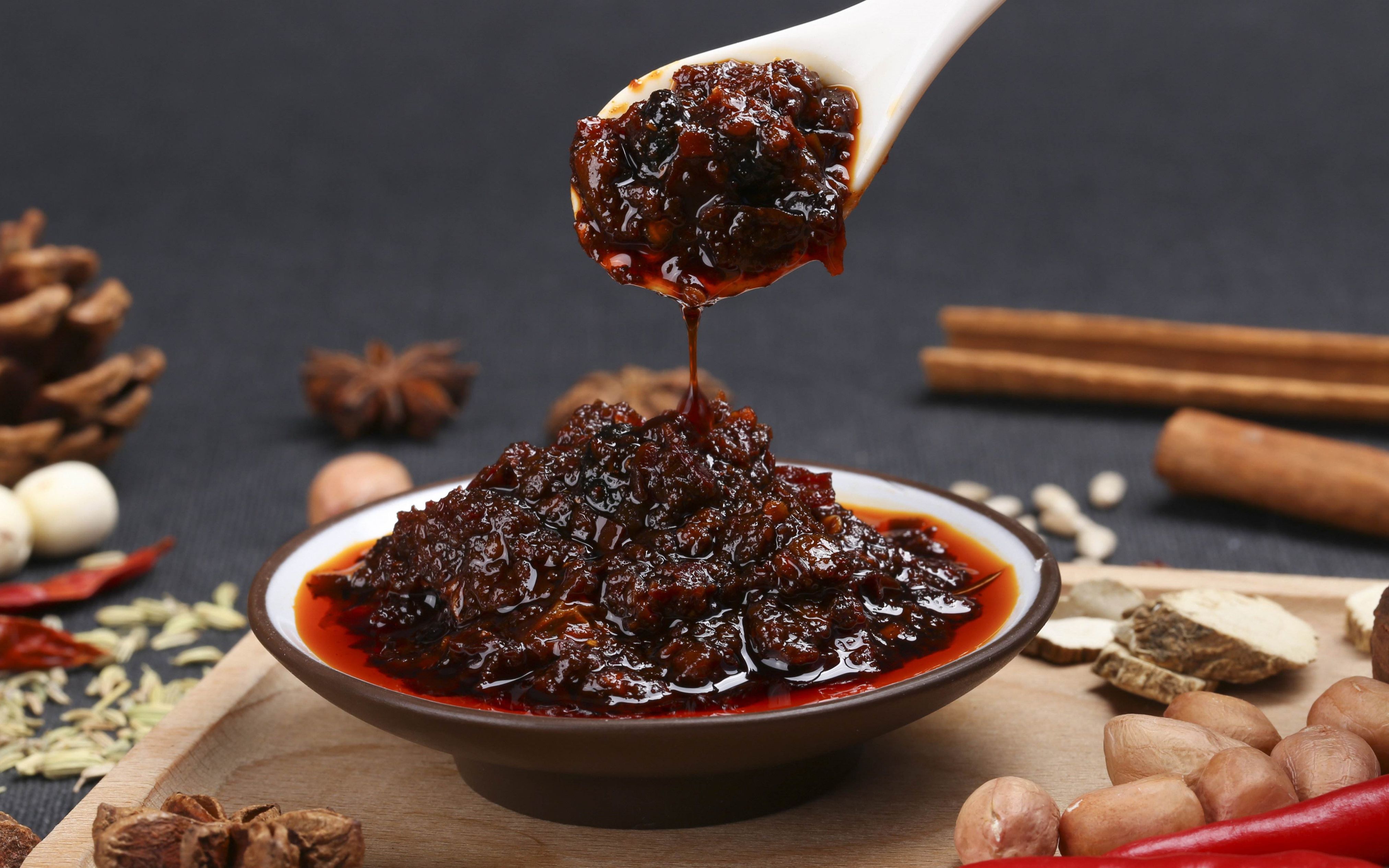 做了一次香菇牛肉酱,邻居天天带着女朋友来蹭饭,我彻底后悔了!_哔哩哔