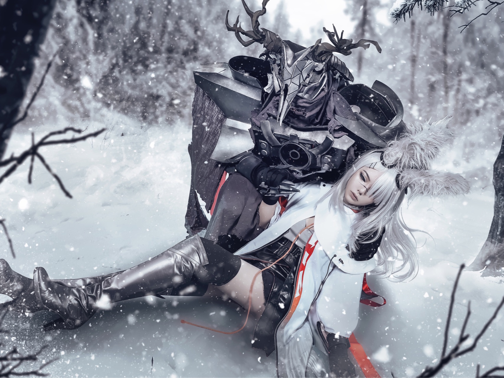 【霜星&爱国者】在这沉重悲痛前高峰低头不语