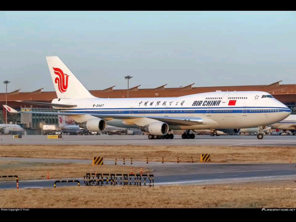 飞机美图——中国国际航空波音747