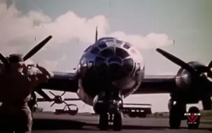 Video herunterladen: 改变世界的任务-波音B-29 超级空中堡垒 “伊诺拉 盖伊（Enola Gay）”号 执行人类历史上首次原子弹轰炸（日本广岛）任务