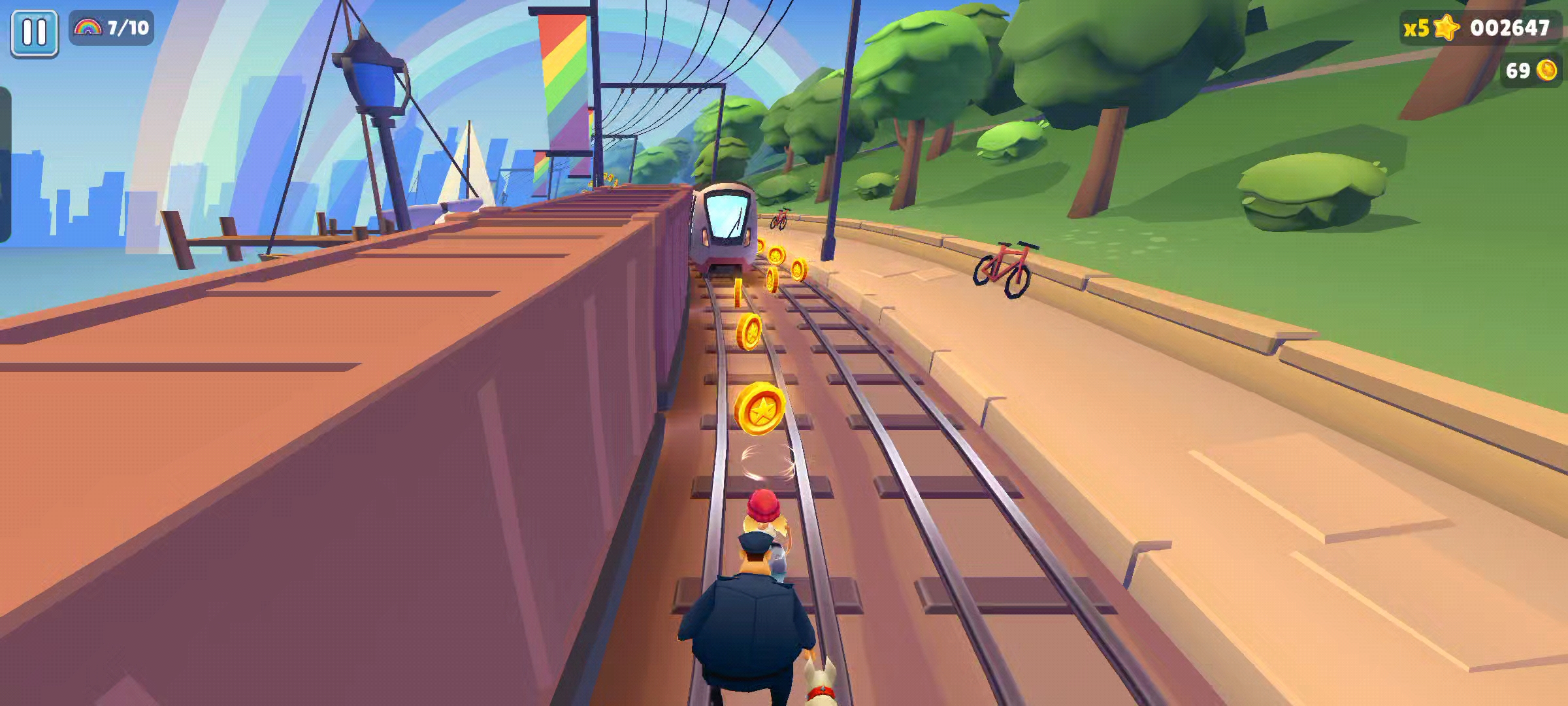 强制横屏后玩地铁跑酷,竟然发现了从未见过的完整建模