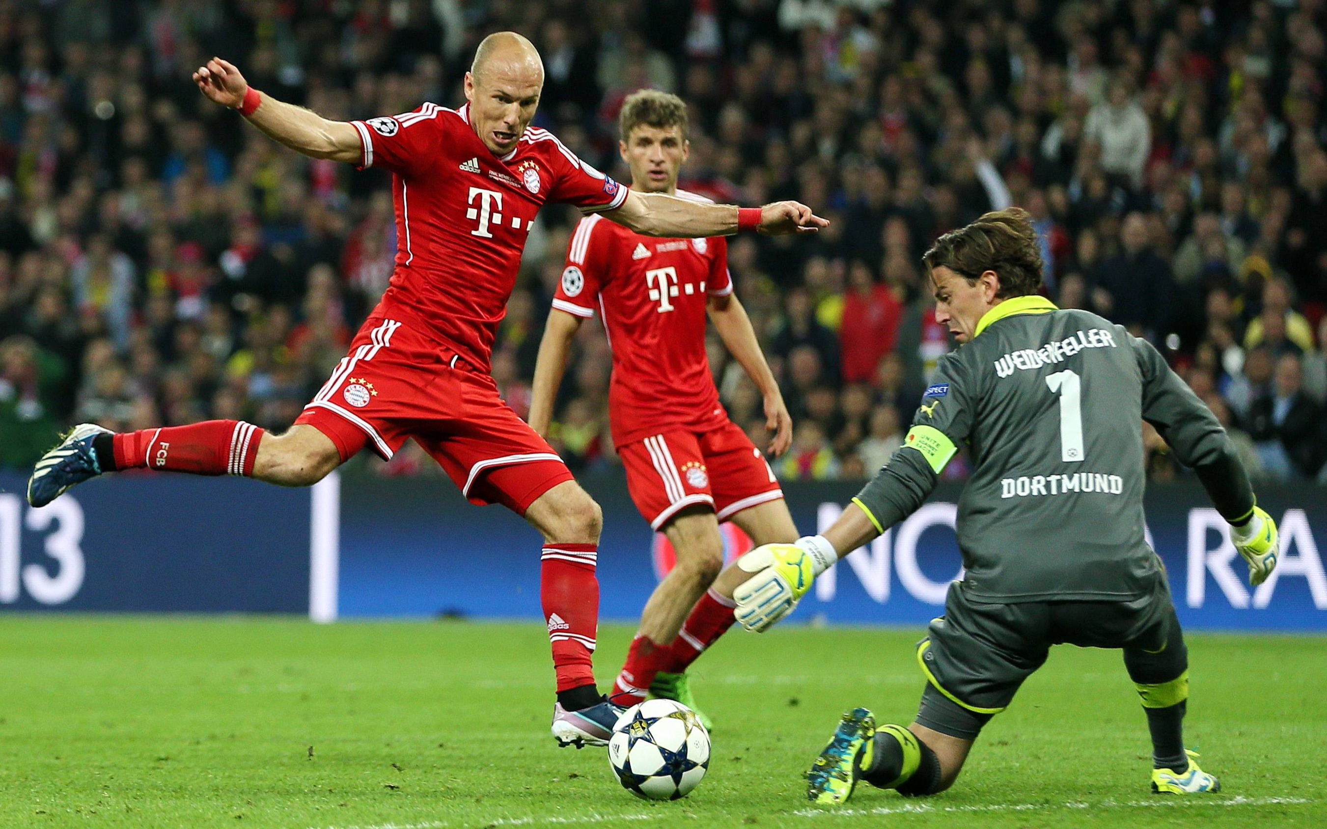 【1080p 罗本欧冠内切破门集锦】全世界都知道他要内切,但.