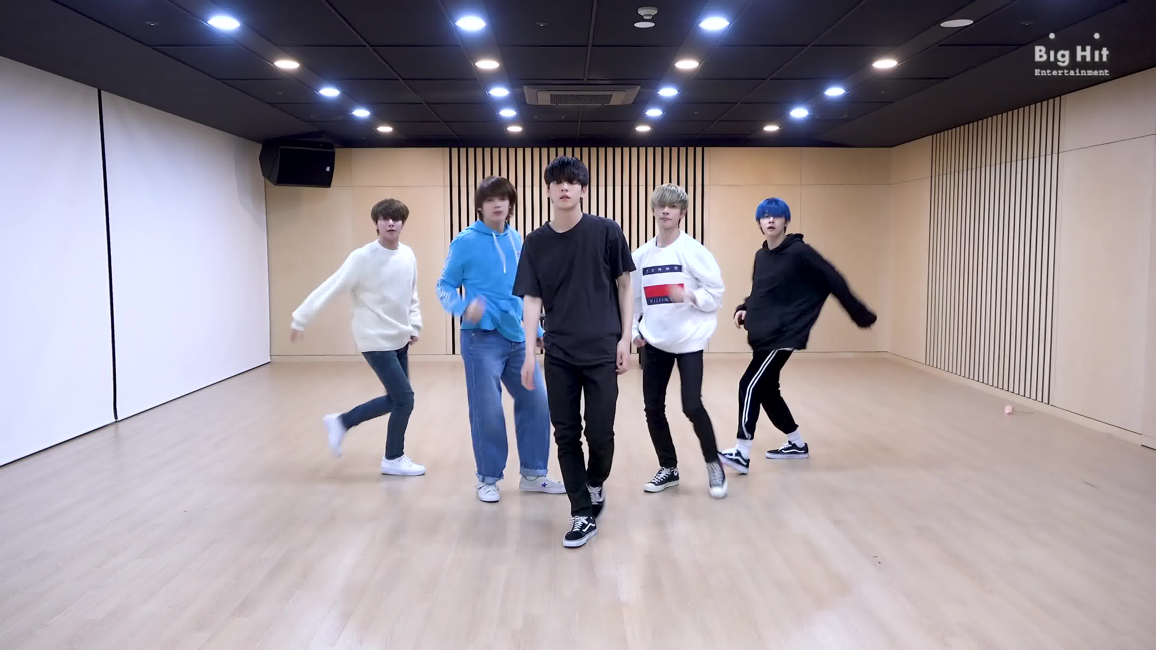 [图][怒那闹木耶啵] [练习室] [COVER] TXT - replay（姐姐真漂亮）Performance Dance Practice