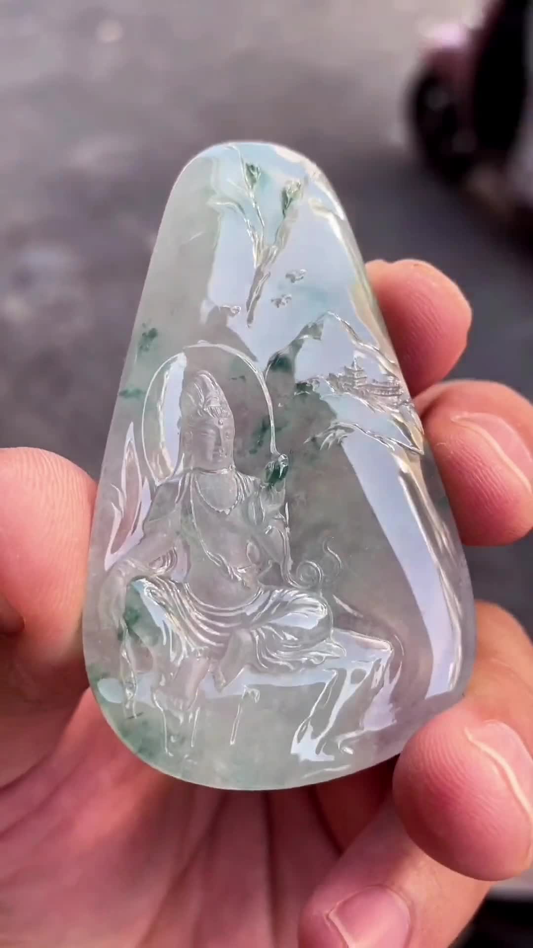 翡翠雕刻:人生复几许,观音自在呀#翡翠雕刻#手艺人#翡翠a货