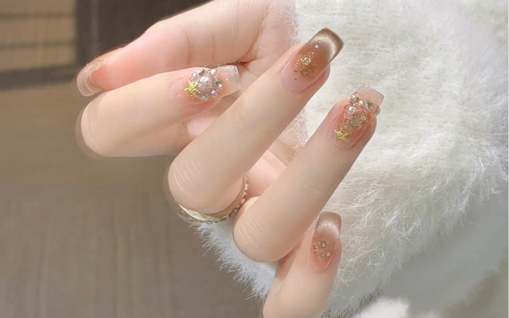 的美甲#仙女必备#美甲款式推荐#高级感美甲#秋季新款美甲#太好看了吧