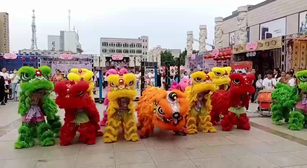 贵州贵阳舞狮醒狮15123332322舞狮醒狮演出腰鼓队,军鼓舞开业庆典仪式,贵阳专业舞狮团,寿宴舞狮醒狮腰鼓队刘盘水毕节铜仁遵义腰鼓队表演黔东南黔...