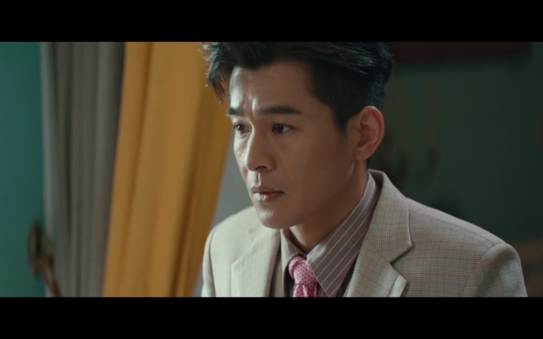 【乔振宇】古董局中局 药不然拄拐杖探望黄烟烟和许愿