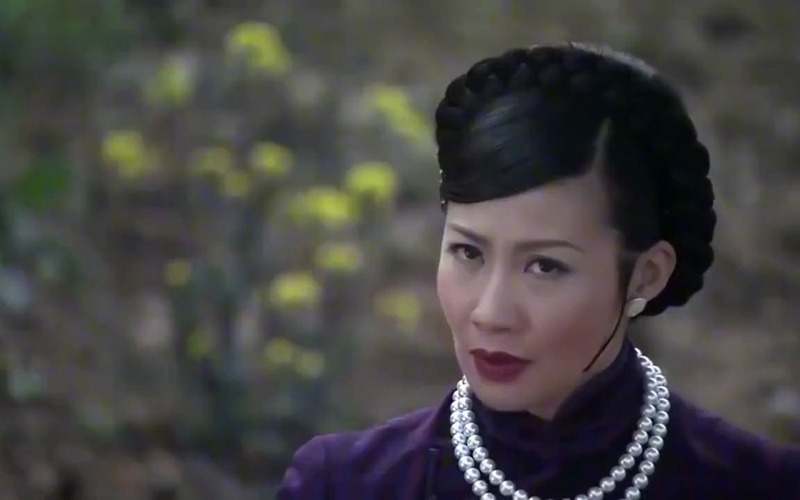雾柳镇:黑狗成了土匪,没想直接抢走老大两个媳妇,好看了