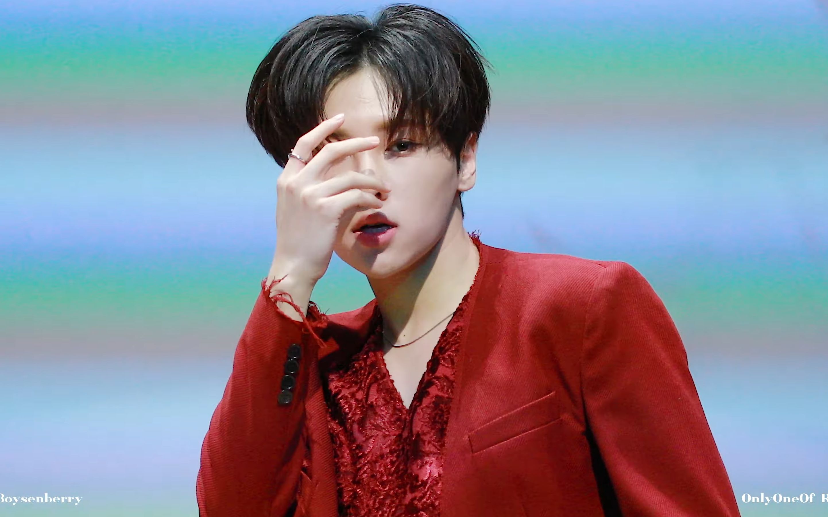 [onlyoneof_rie/李城昊] 小白兔軟桃子饭拍性感魅惑瞬间混剪/油管搬 