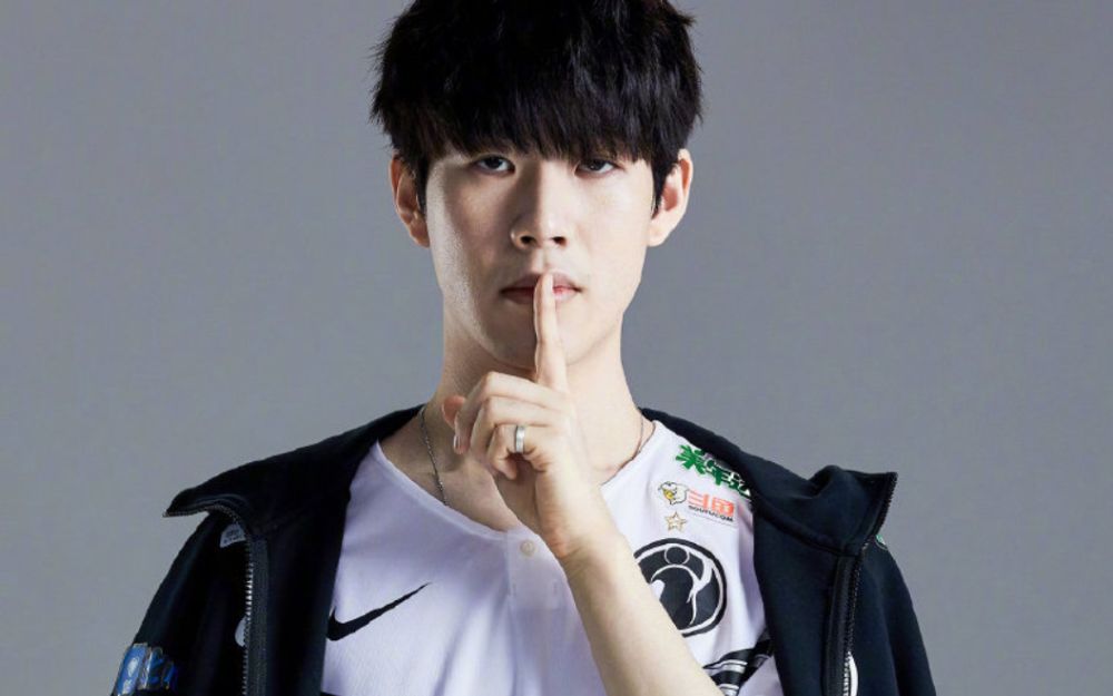 theshy职业赛场名场面大合集