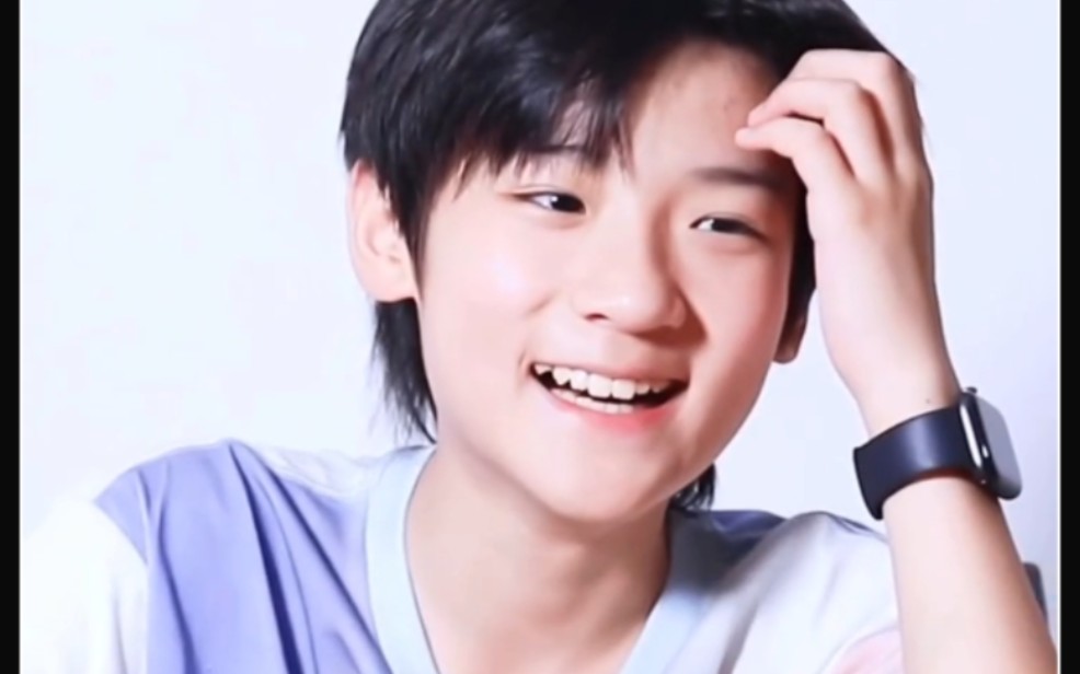 【tf家族】张峻豪|可可爱爱没有脑袋