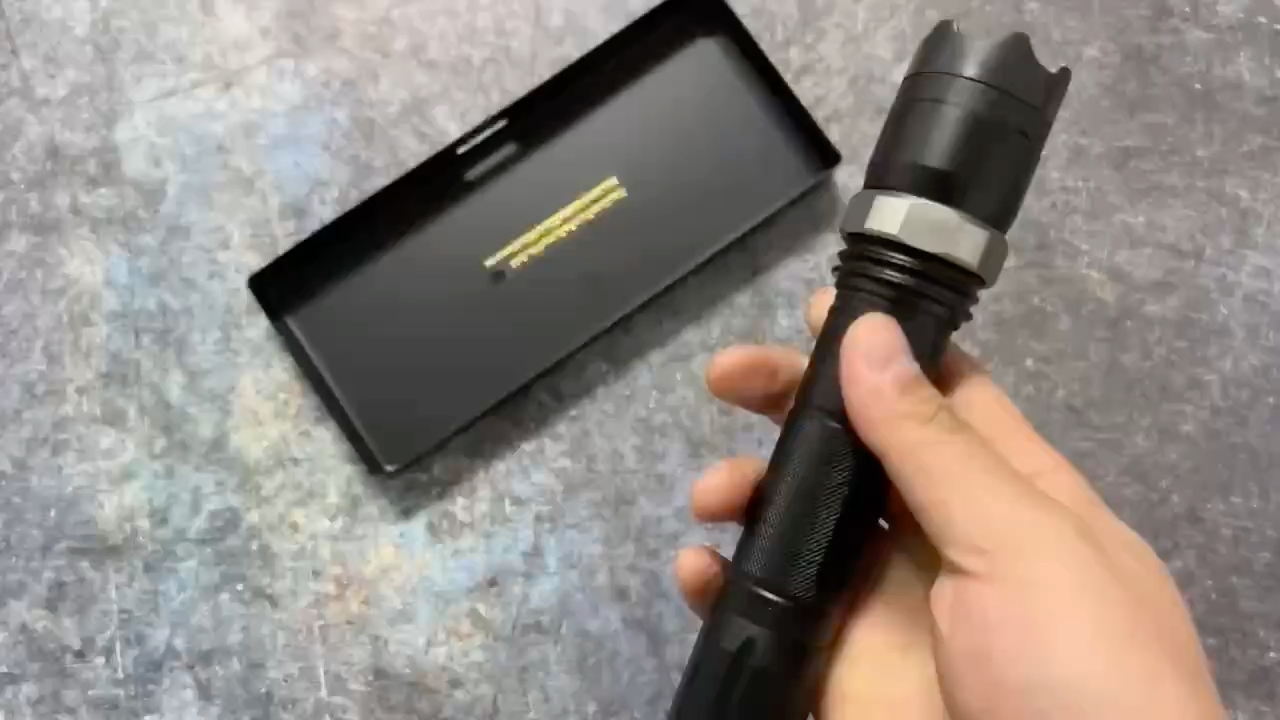 强光手电筒很帅啊 x4 t10 1101爆款