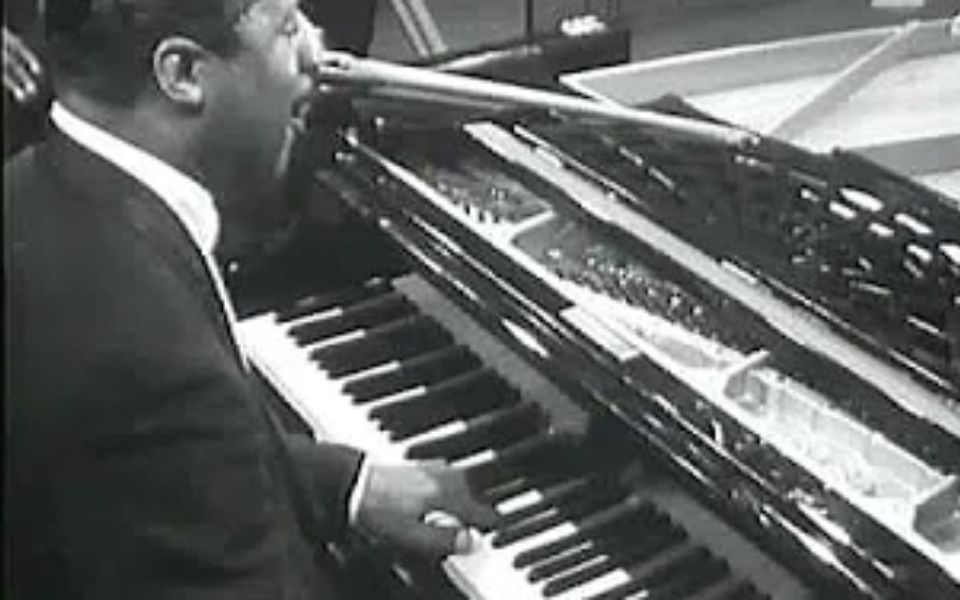 [图]经典老片爵士三重奏《Misty》（Erroll Garner）（比利时·布鲁塞尔 1964）