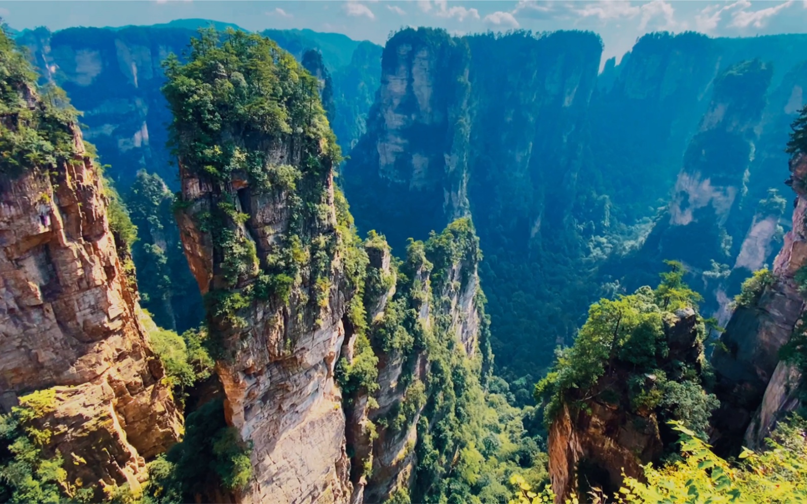 奇山怪石张家界