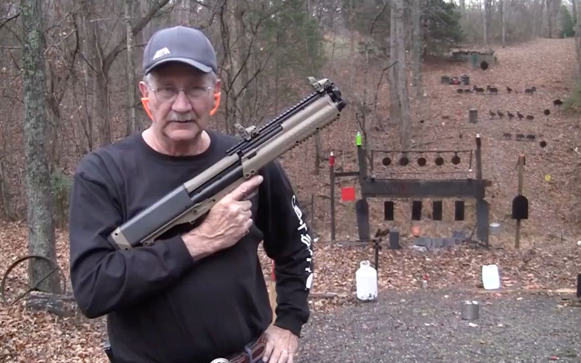 老爷子玩枪 kel -tec ksg 12霰弹枪_哔哩哔哩_bilibili