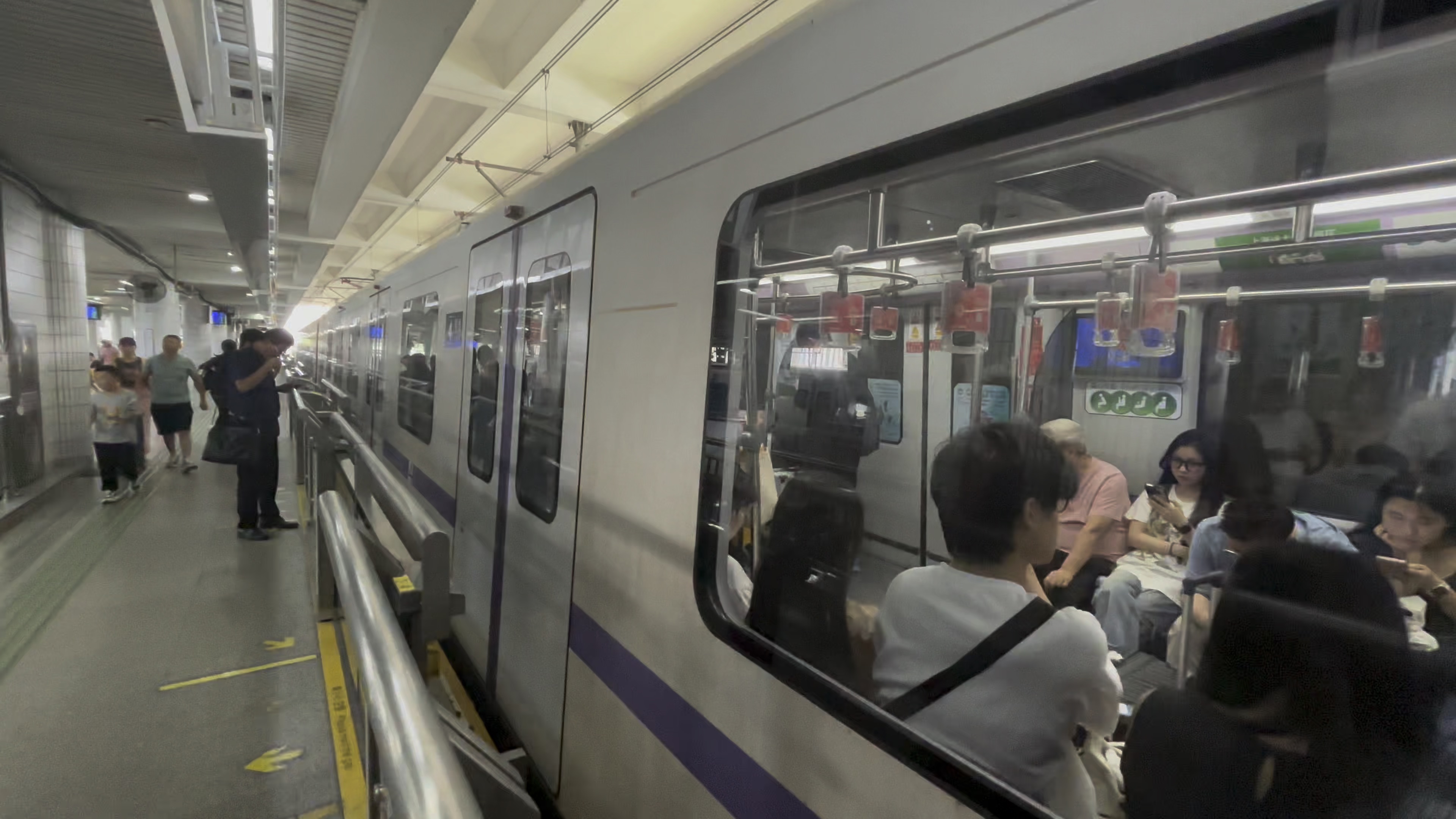 【上海地铁 shanghai metro】轨交4号线上海火车站进出站pov(本次列车