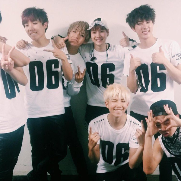 防弹少年团】 BTS LIVE TRILOGY:EPISODE 2 THE RED BULLET 红色