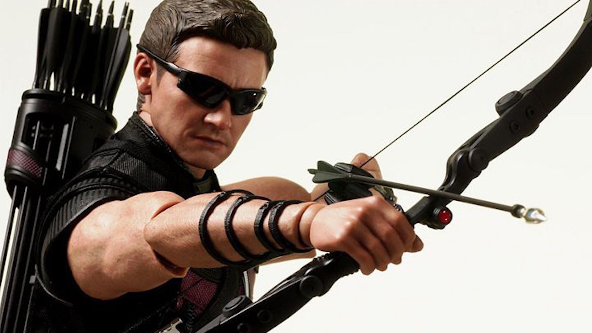 鹰眼射出的是弓箭还是导弹啊