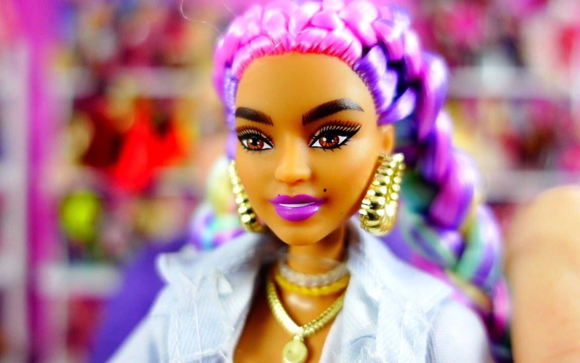 【转载】新款美泰芭比娃娃特别版开箱(第四部)barbie extra doll #5