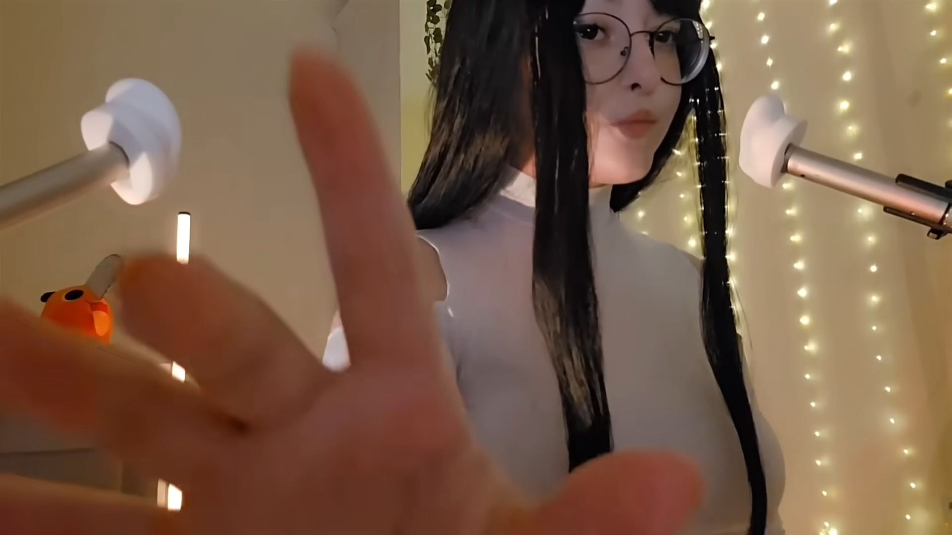 【nekolyri_助眠】女主播|asmr 轻语 口腔音